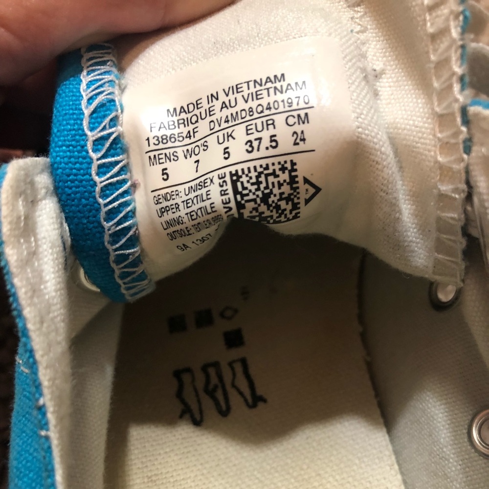 Converse - Picture 4 of 5